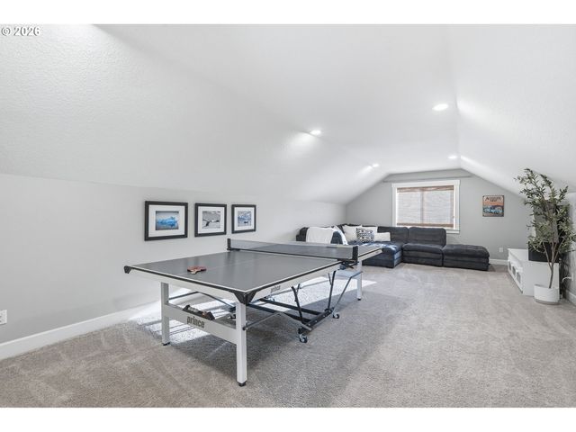 15057 Se GLENBROOK Rd, Clackamas, OR 97015