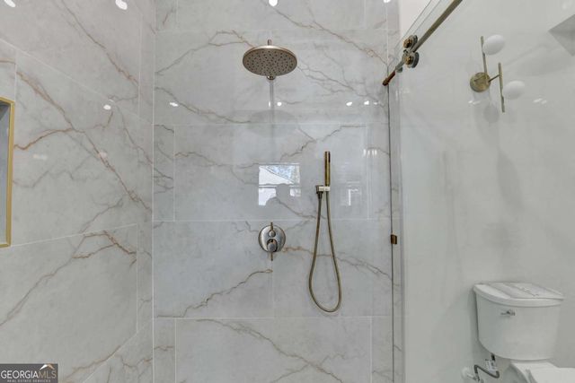 1695 Maple Ridge Drive, Suwanee, GA 30024