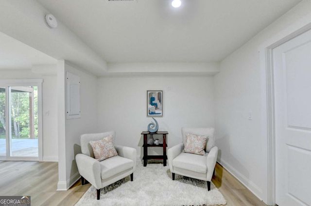 1695 Maple Ridge Drive, Suwanee, GA 30024