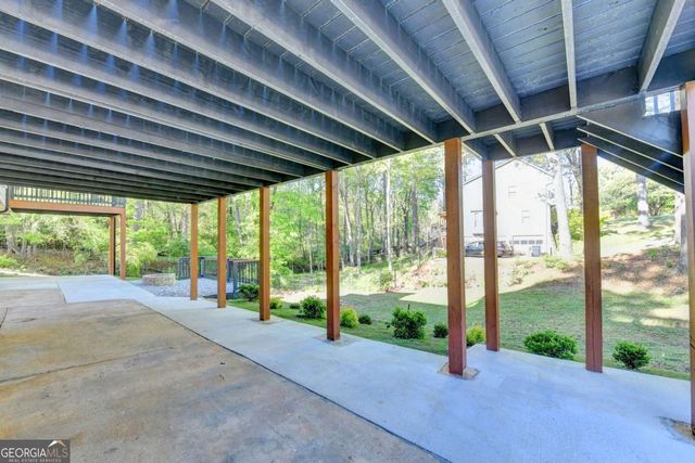 1695 Maple Ridge Drive, Suwanee, GA 30024