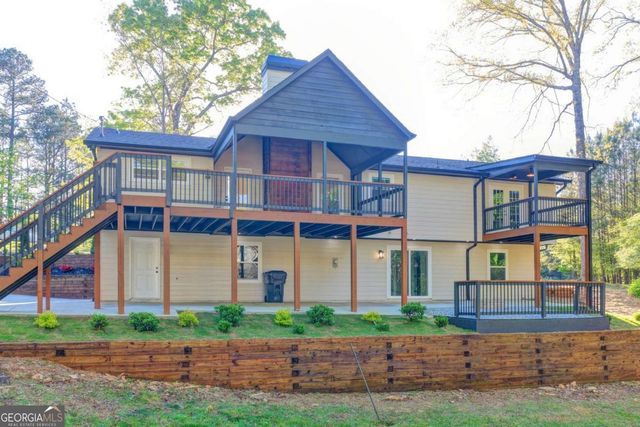 1695 Maple Ridge Drive, Suwanee, GA 30024