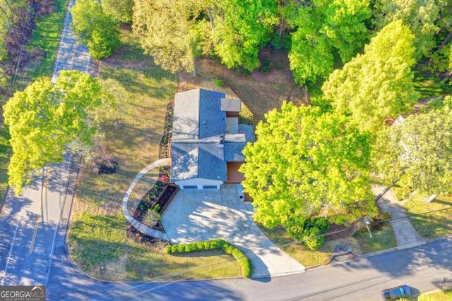 1695 Maple Ridge Drive, Suwanee, GA 30024