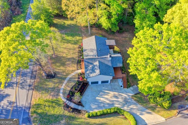 1695 Maple Ridge Drive, Suwanee, GA 30024