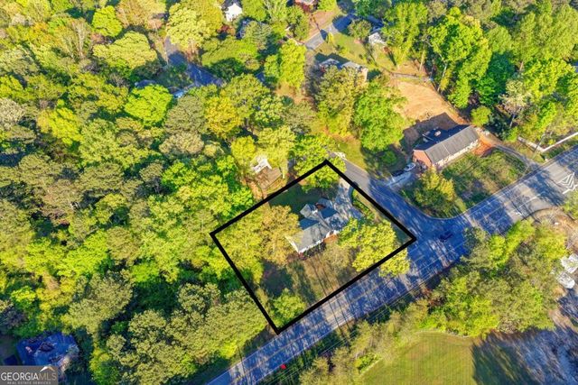 1695 Maple Ridge Drive, Suwanee, GA 30024