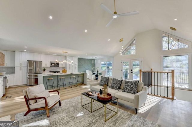 1695 Maple Ridge Drive, Suwanee, GA 30024