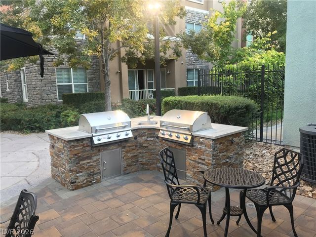 26 East Serene Avenue 411, Las Vegas, NV 89123