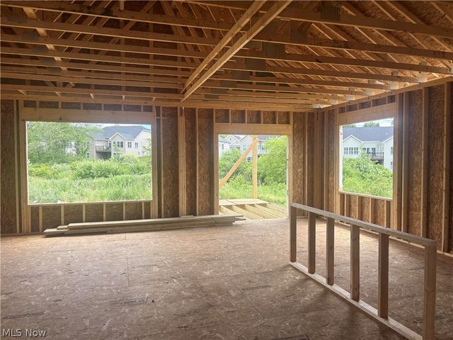 1482 Lake Front Boulevard, North Lima, OH 44452
