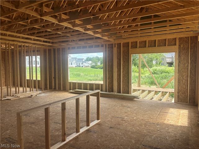 1482 Lake Front Boulevard, North Lima, OH 44452