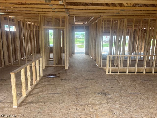 1482 Lake Front Boulevard, North Lima, OH 44452