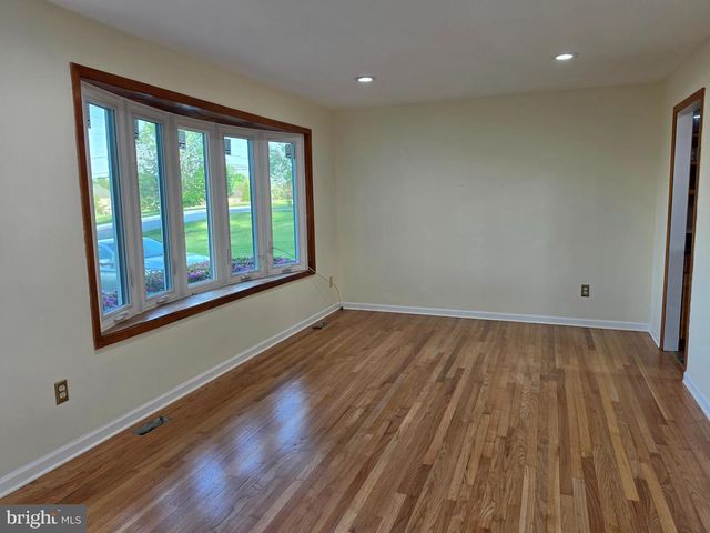 3992 COOKS LN, Ellicott City, MD 21043