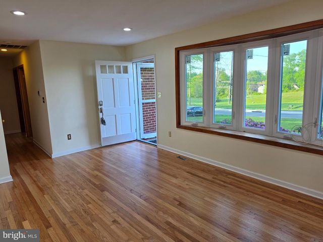 3992 COOKS LN, Ellicott City, MD 21043