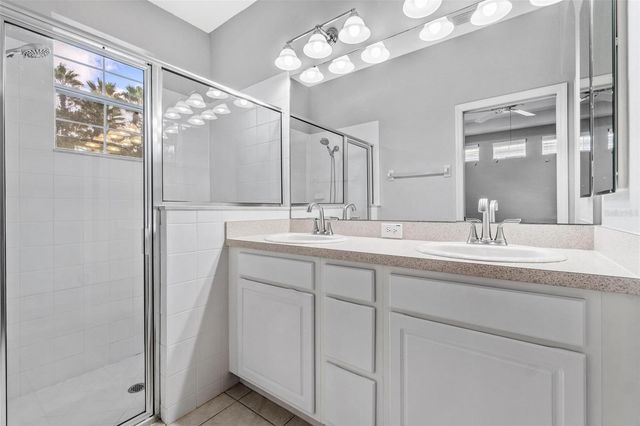 20033 HERITAGE POINT DRIVE, Tampa, FL 33647