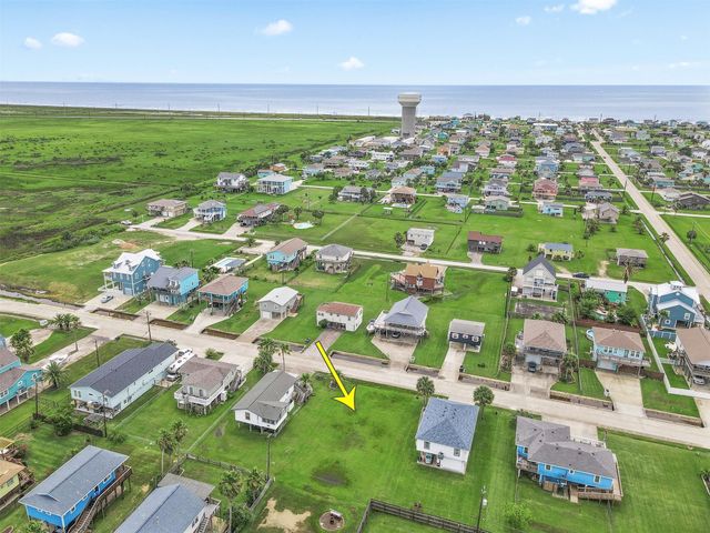 16534 Jolly Roger, Jamaica Beach, TX 77554