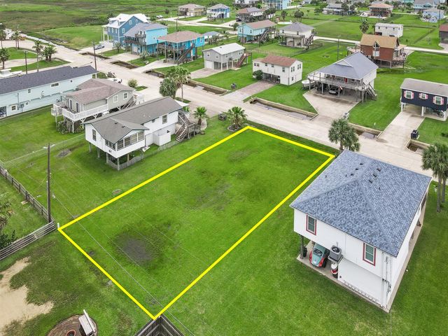 16534 Jolly Roger, Jamaica Beach, TX 77554