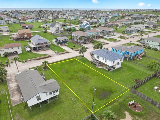 16534 Jolly Roger, Jamaica Beach, TX 77554