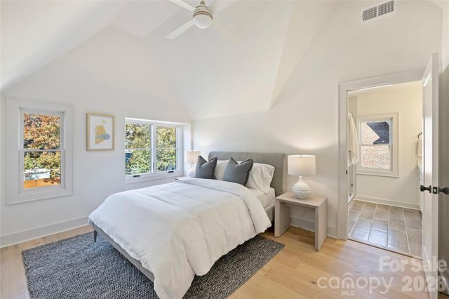 2027 Thurmond Place, Charlotte, NC 28205