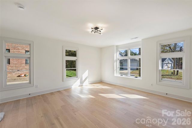 2027 Thurmond Place, Charlotte, NC 28205
