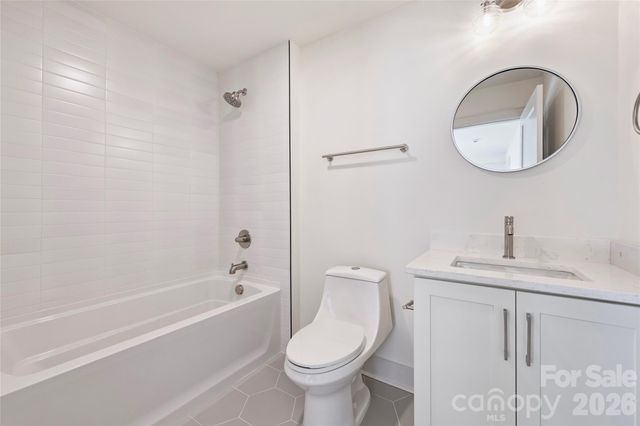 2027 Thurmond Place, Charlotte, NC 28205