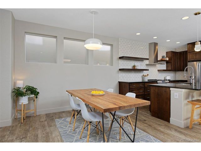 6643 Avrum Dr, Denver, CO 80221