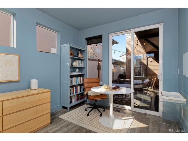 6643 Avrum Dr, Denver, CO 80221