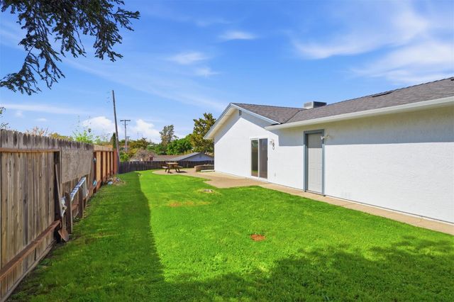 152 Monowood Dr, Folsom, CA 95630