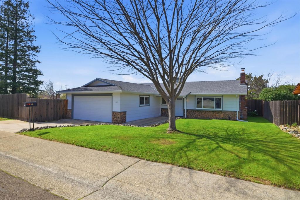 152 Monowood Dr, Folsom, CA 95630