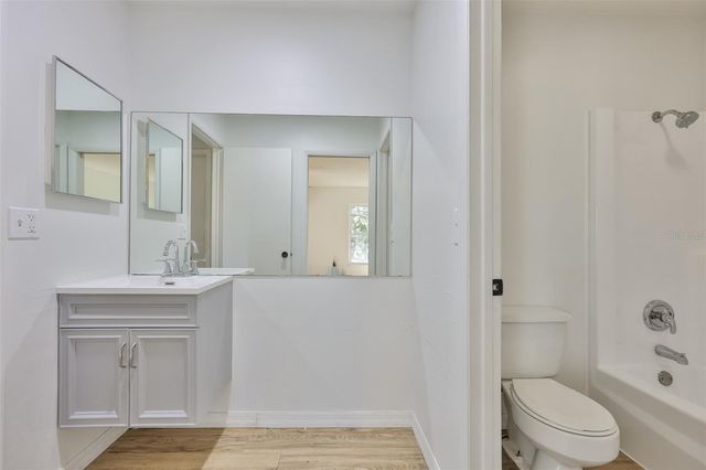 14805 LAKE FOREST DRIVE, Lutz, FL 33559