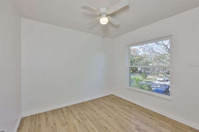 14805 LAKE FOREST DRIVE, Lutz, FL 33559