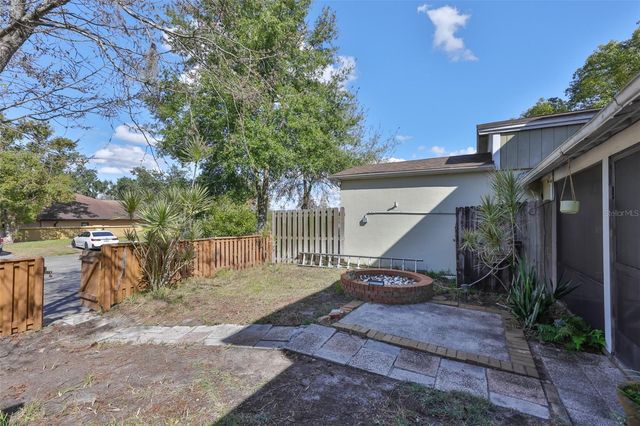 14805 LAKE FOREST DRIVE, Lutz, FL 33559