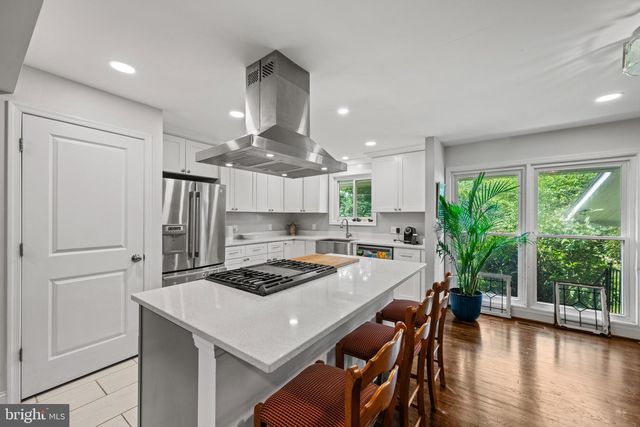 803 JOPPA RD W, Towson, MD 21204