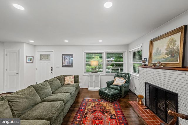 803 JOPPA RD W, Towson, MD 21204