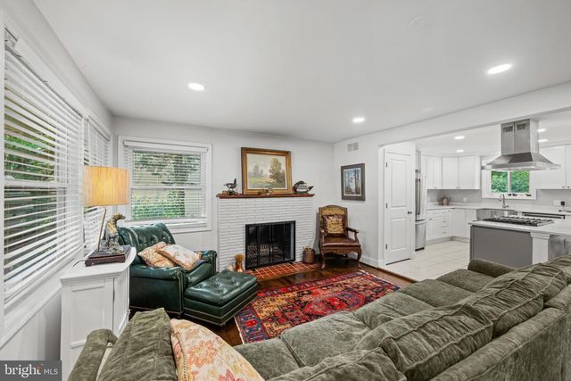 803 JOPPA RD W, Towson, MD 21204