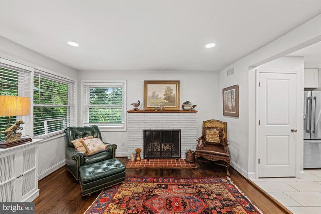 803 JOPPA RD W, Towson, MD 21204