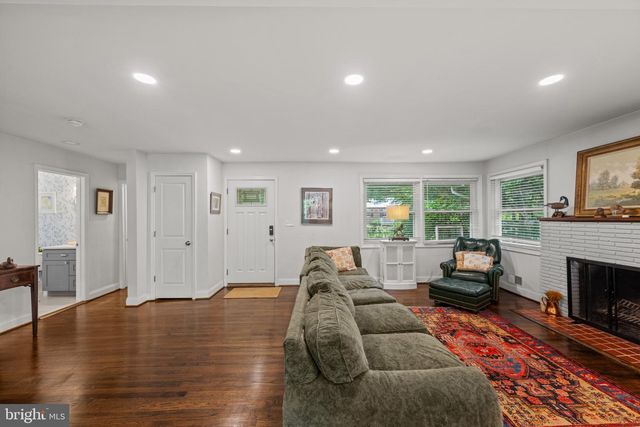 803 JOPPA RD W, Towson, MD 21204