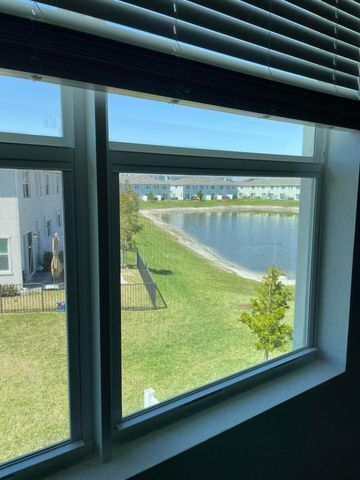 410 SE Crossoak Lane, Port St. Lucie, Port St Lucie, FL 34984