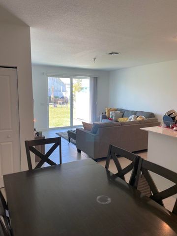 410 SE Crossoak Lane, Port St. Lucie, Port St Lucie, FL 34984