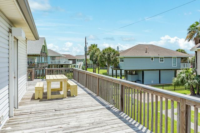 13929 Pirates Beach Boulevard, Galveston, TX 77554