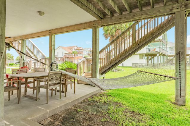 13929 Pirates Beach Boulevard, Galveston, TX 77554