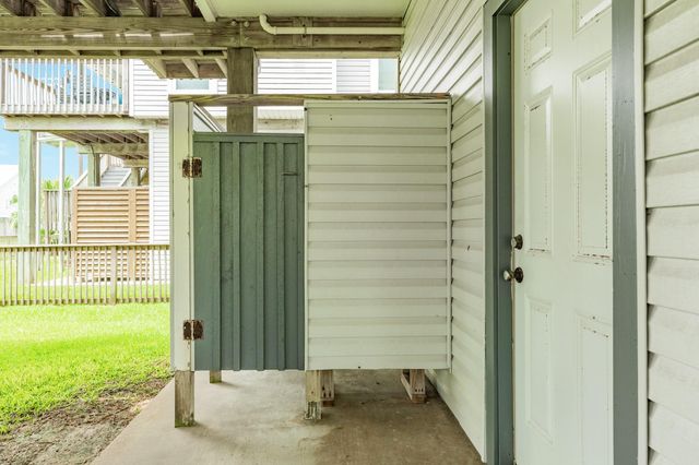 13929 Pirates Beach Boulevard, Galveston, TX 77554
