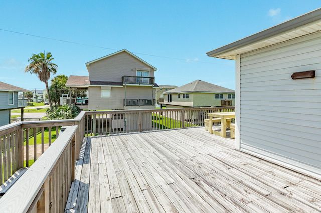 13929 Pirates Beach Boulevard, Galveston, TX 77554