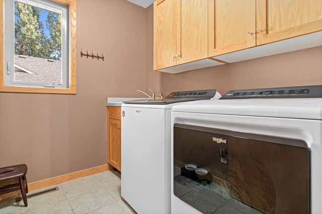 17990 Nixon Drive NW, Elk River, MN 55330