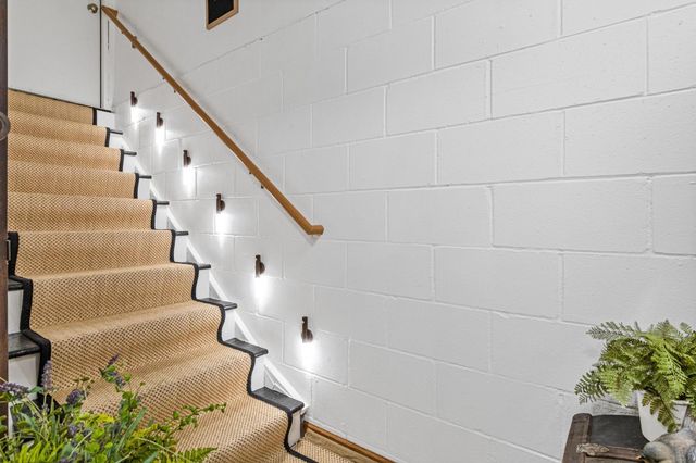 17990 Nixon Drive NW, Elk River, MN 55330