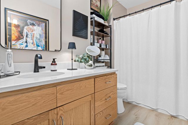 17990 Nixon Drive NW, Elk River, MN 55330