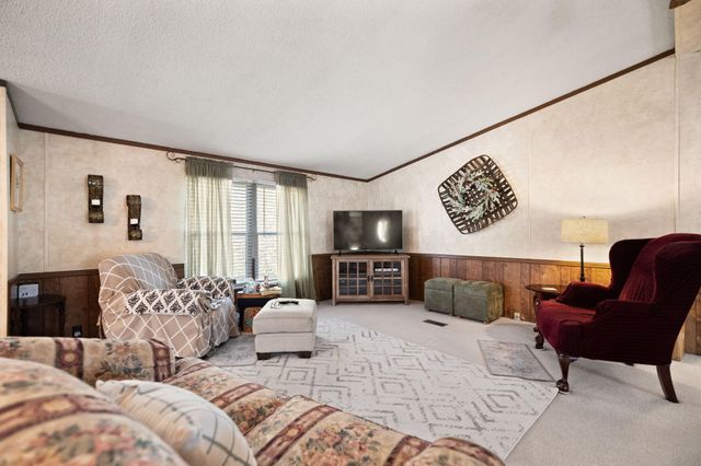 99 Point Of View Drive, Pikeville, KY 41501