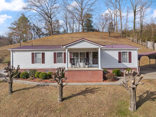 99 Point Of View Drive, Pikeville, KY 41501