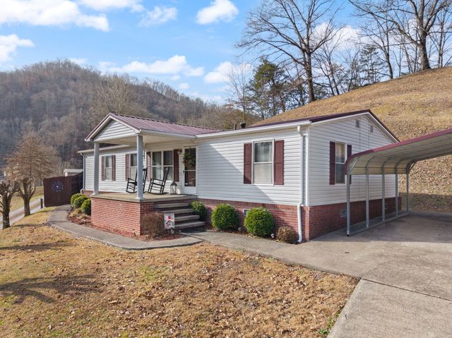 99 Point Of View Drive, Pikeville, KY 41501