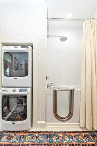 377 Linn Road, Williamston, MI 48895