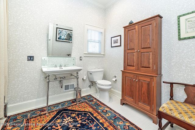 377 Linn Road, Williamston, MI 48895