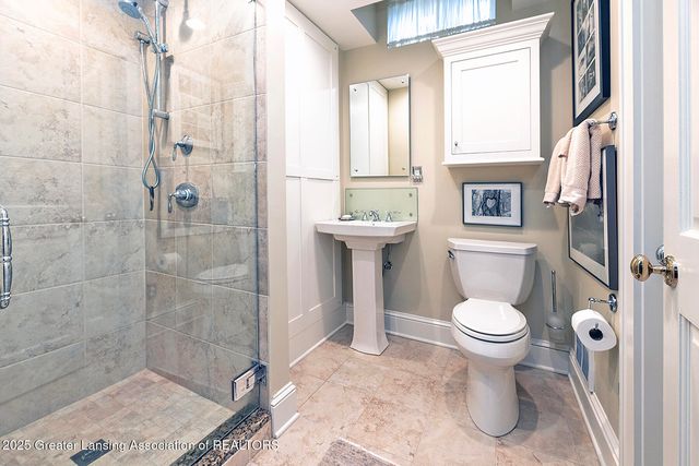 377 Linn Road, Williamston, MI 48895