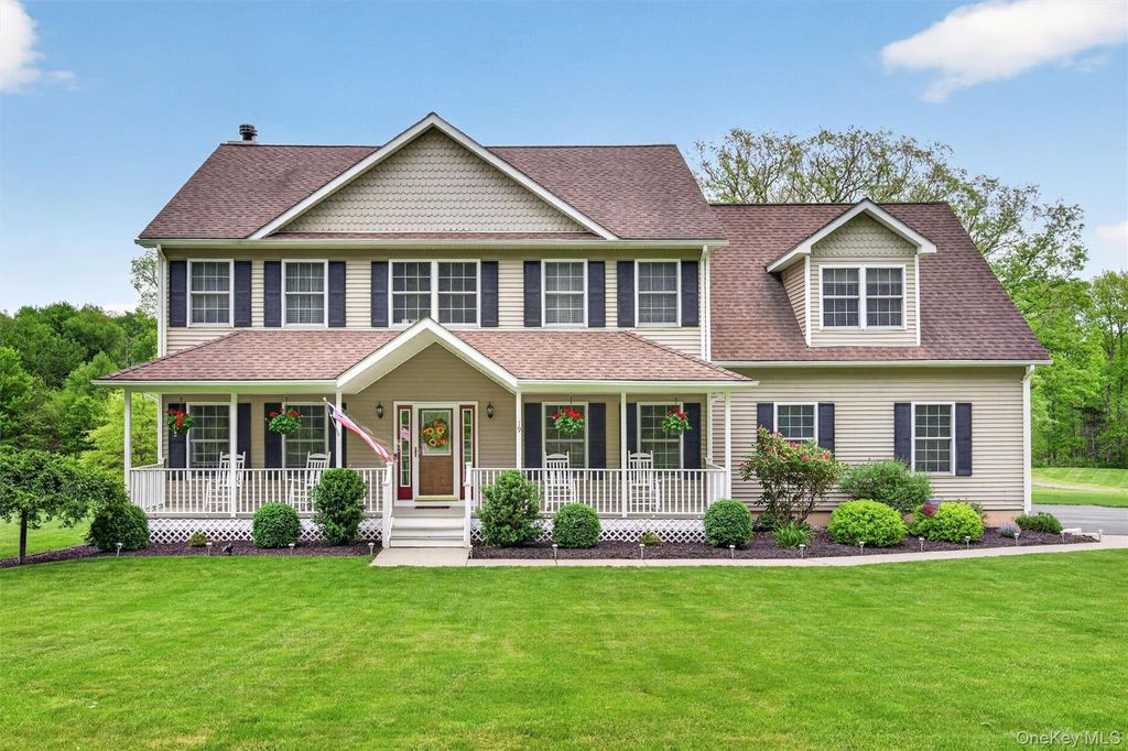 19 Pirog Road, Pine Bush, NY 12566